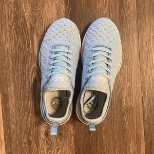 APL TECHLOOM PHANTOM RUNNING SNEAKERS